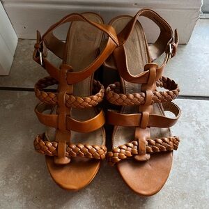 Brown Wedges